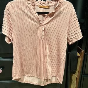 Short sleeve business casual shirt